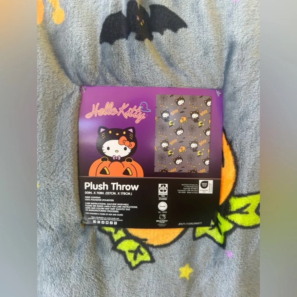New Hello Kitty Halloween Gray Plush Throw Blanket 50x70